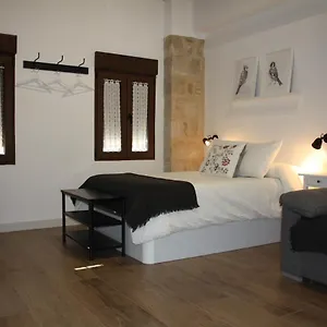 Barbacana, Dieciocho Apartamento